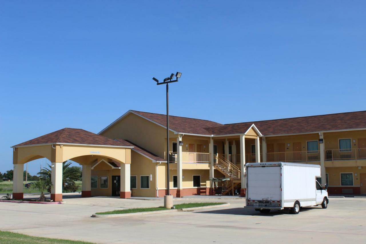 Horizon Inn & Suites Pearsall Exterior foto